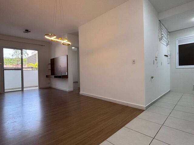 #738 - Apartamento para Venda em Jundiaí - SP - 2