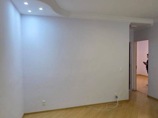 #880 - Apartamento para Locação em Jundiaí - SP - 2