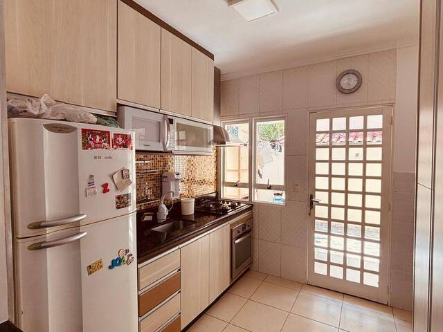 Casa Geminada para Venda em Jundiaí - 5